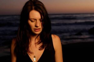 Amy Belle Biography - Net Worth, Rod Stewart, Husband, Children