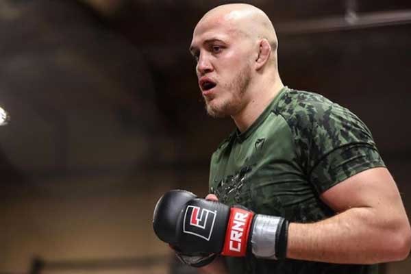 Sergey Spivak Biography Net Worth Ufc Stats Wife Biographyset