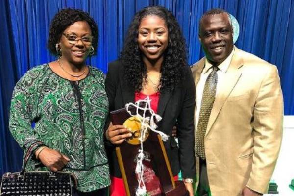 Arike Ogunbowale's Parents