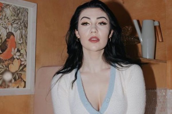 Jessie Paege Bio