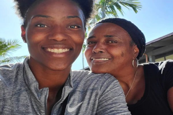 Sylvia Fowles Biography - Net Worth, Daughter, Partner | BiographySet